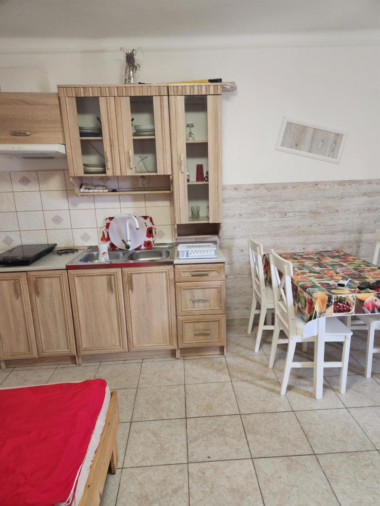 Orsi Apartman / vendegház Kecskemét Esterno foto