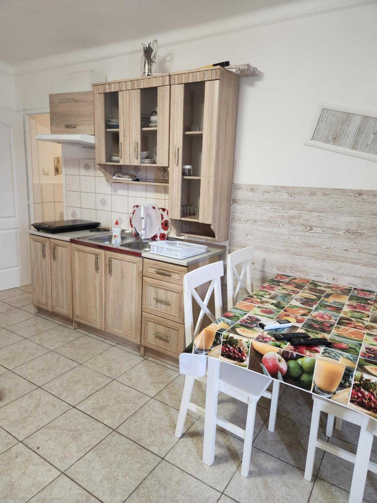 Orsi Apartman / vendegház Kecskemét Esterno foto