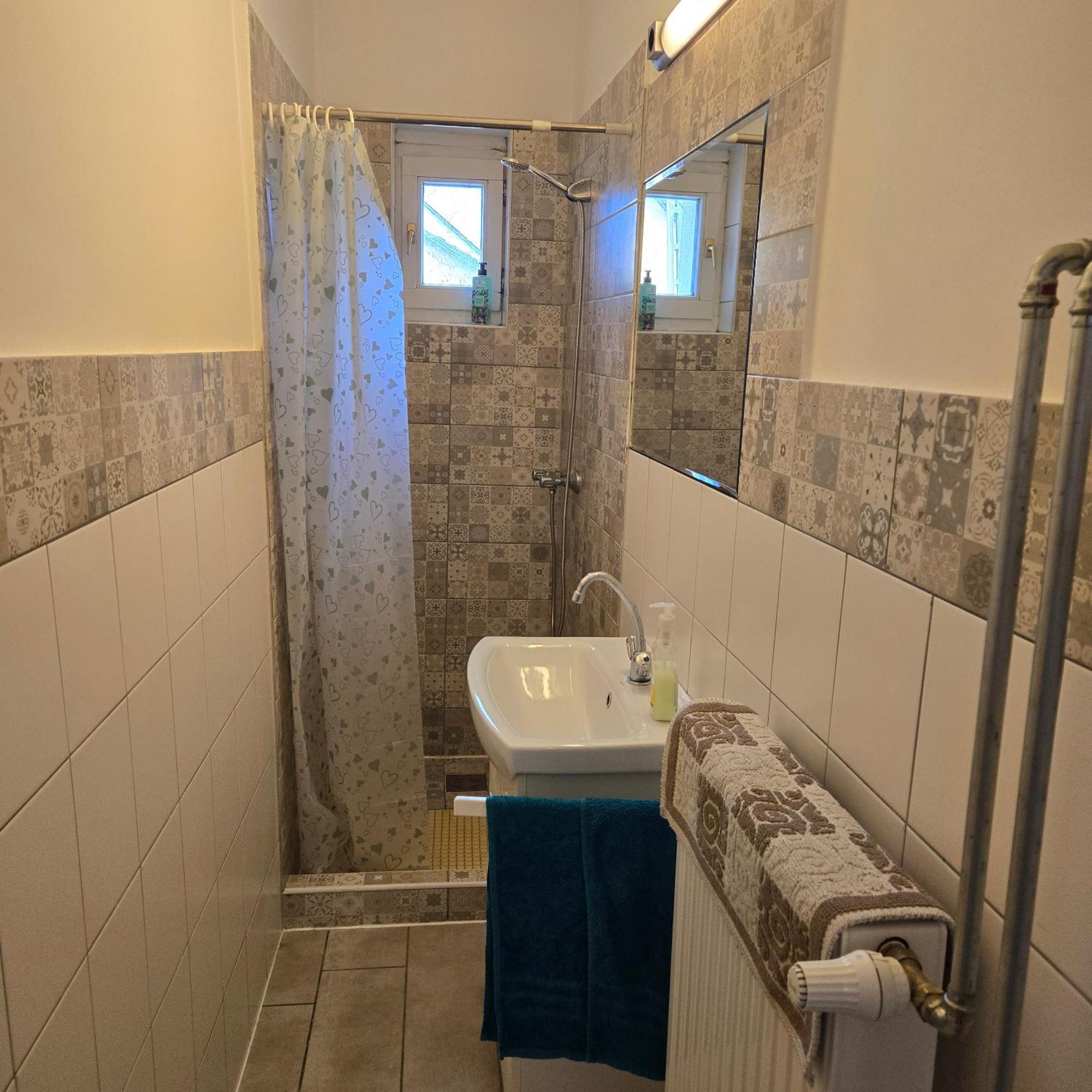 Orsi Apartman / vendegház Kecskemét Esterno foto