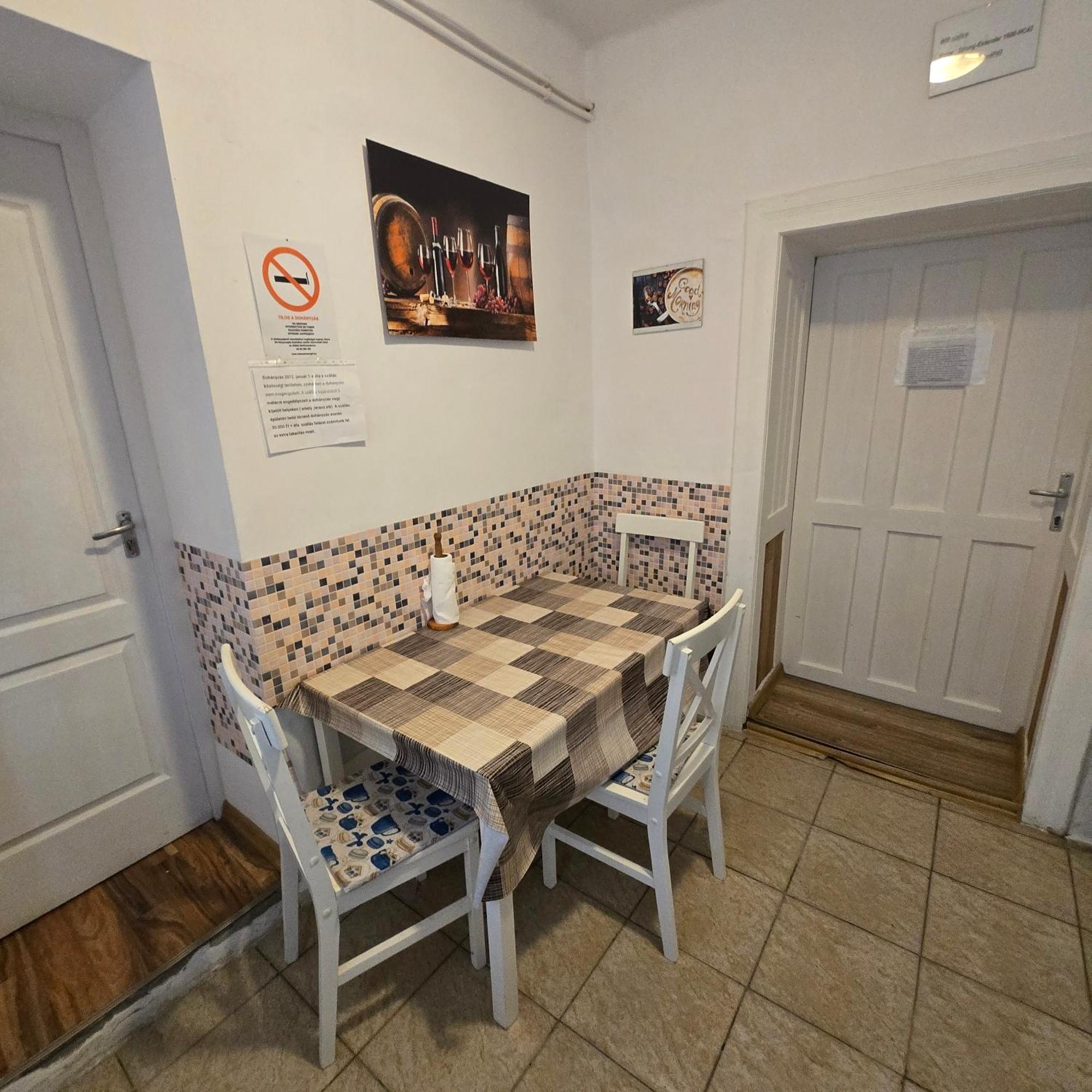 Orsi Apartman / vendegház Kecskemét Esterno foto